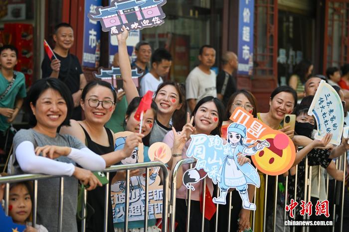 世运会遇上全民健身日 体育让生活更美好